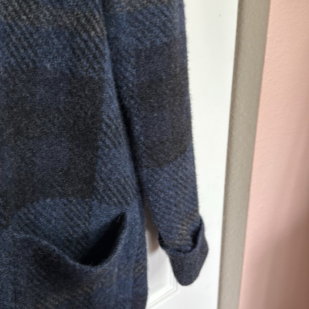 J. Jill Dark Blue Plaid Cardigan Size M Tall - Picture 6 of 9